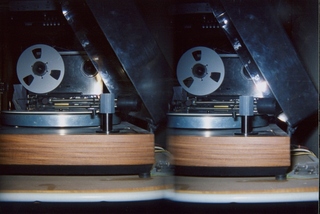 stereo-3D L+R parallel-eye Loreo -- the LOCI tonearm on my turntable side view with Revox A77 in the background