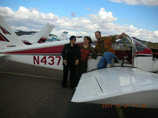 Fatima, Nadia, Tim Ouimet and N4372J