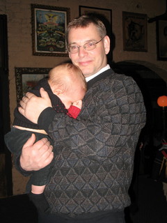 6cousins - anita - Jessie held by Matt