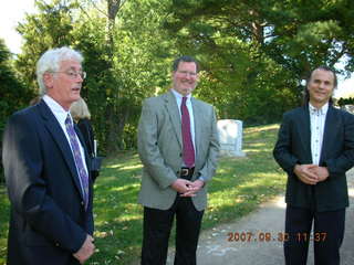 Gloria's unveiling - Beth, Betsy, Ivan
