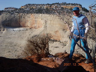 747 6cw. Zion National Park- Observation Point hike - Adam - view from the top
