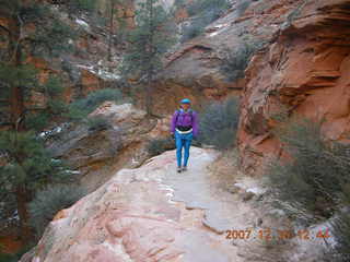758 6cw. Zion National Park- Observation Point hike (old Nikon Coolpix S3) - Adam