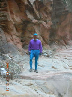 766 6cw. Zion National Park- Observation Point hike (old Nikon Coolpix S3) - Adam