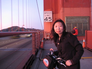 Sonia's U.S. pictures - San Francisco - Sonia - Golden Gate Bridge