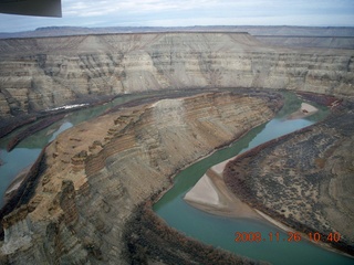 331 6ps. flying with LaVar - aerial - Utah backcountryside - Green River