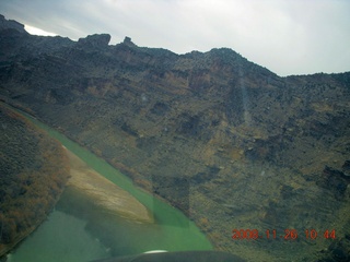 350 6ps. flying with LaVar - aerial - Utah backcountryside - Green River - Desolation Canyon
