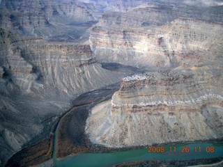 394 6ps. flying with LaVar - aerial - Utah backcountryside - Green River - Desolation Canyon