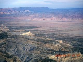 17 6tm. aerial - Kayenta