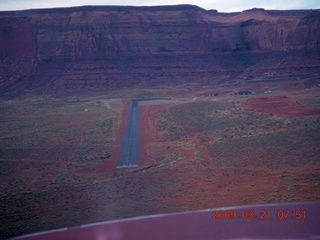 aerial - Monument Valley Airport (UT25) - no go-arounds