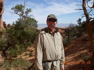 Arches National Park - Devil's Garden hike - fellow hiker