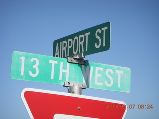27 6z7. Saint Johns Airport (SJN) - Airport Road