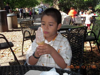 Philadelphia Zoo - Gaby eating ice cream cone