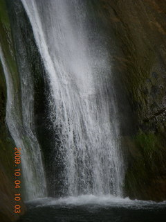 Escalante - Calf Creek trail - waterfall