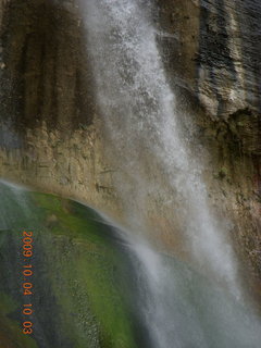 Escalante - Calf Creek trail - waterfall