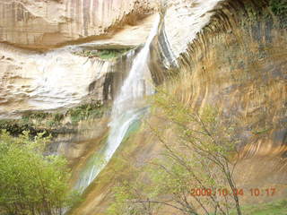 Escalante - Calf Creek trail - waterfall