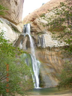 Escalante - Calf Creek trail - waterfall