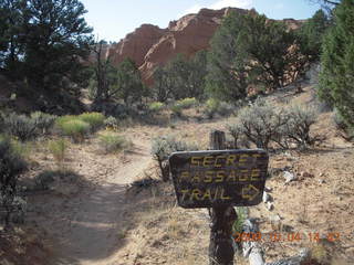 Escalante to Kodachrome - Panorama trail sign