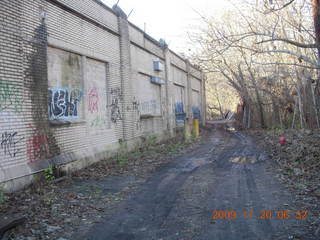 Philadelphia Zoo - Gaby eating ice cream cone