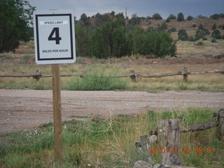 Grand Canyon Caverns (L37) trip - run on Route 66 - speed-limit-4 sign