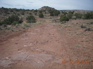 dirt road drive to Anticline Overlook