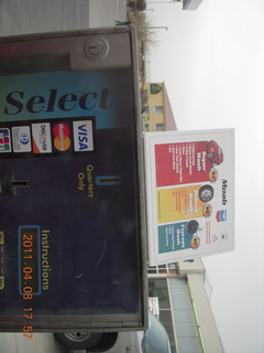 331 7j8. drive from Needles back to Moab - car wash