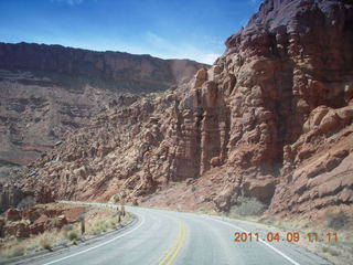 151 7j9. Arches National Park drive