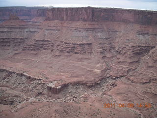 246 7j9. Dead Horse Point - Rim View