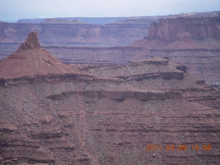 258 7j9. Dead Horse Point - Rim View