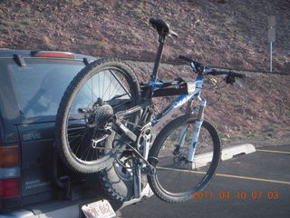 12 7ja. drive to CNY - bike on car