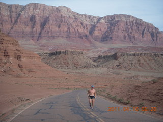1496 7jg. Marble Canyon run - Adam running