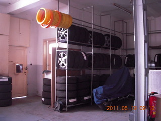 66 7kk. tire shop