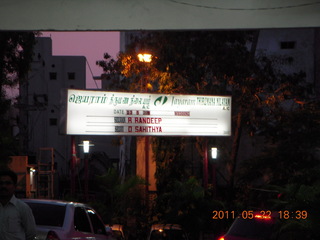 India - Randeep pre-wedding sign