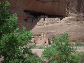 Canyon de Chelly tour - ancient dwellings
