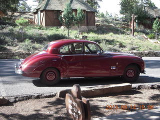 Bryce Canyon Lodge - fancy old Jaguar