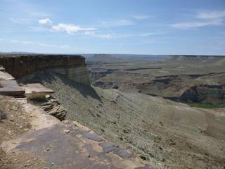 7 8mw. disassembly of n8377w at sand wash airstrip - scenery
