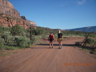 2647 8zv. Gateway morning run - Adam and Mid