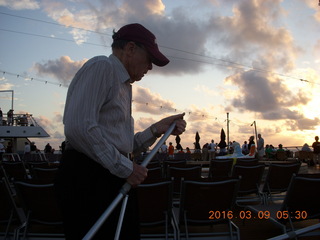 4 999. Makassar Straight total solar eclipse - Bill Speare