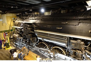 Philadelphia - The Franklin Institute  - knee