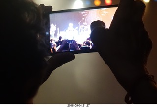 19 a05. Mesa Arts Center - Peter Frampton - cell phone