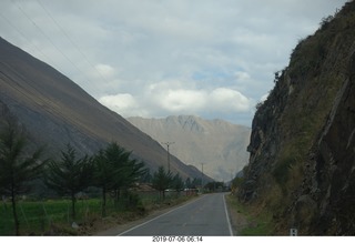 96 a0f. Peru - drive to Aguas Calientes Vistadome Train station