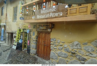 113 a0f. Peru - drive to Aguas Calientes Vistadome Train station