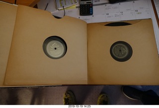 record album with no records