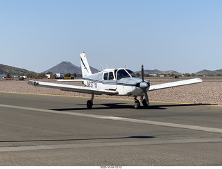 Jerome taxiing N8377W