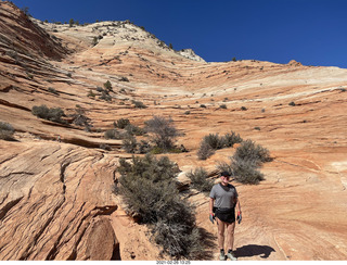 NH2T hike Browns Ranch - Adam running