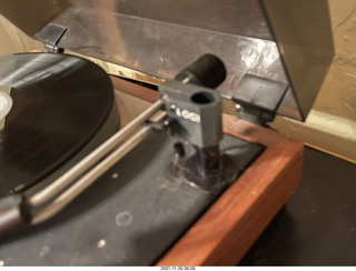 linn sondek hinges and dust cover
