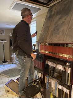 my upstairs middle bathroom without the floor