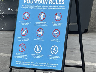 Philadelphia City Hall park - Fountain Rules