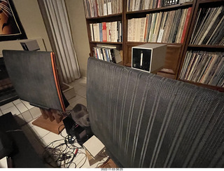 my cat Jane on my Eagle 2 amplifier between my Quad ESLs