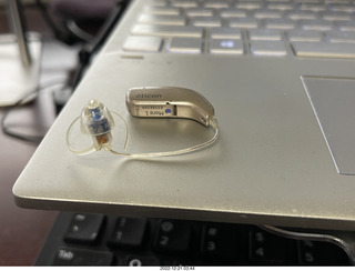 Oticon portable hearing-aid charger