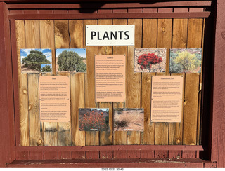 16 a1n. Utah - Canyonlands sign
